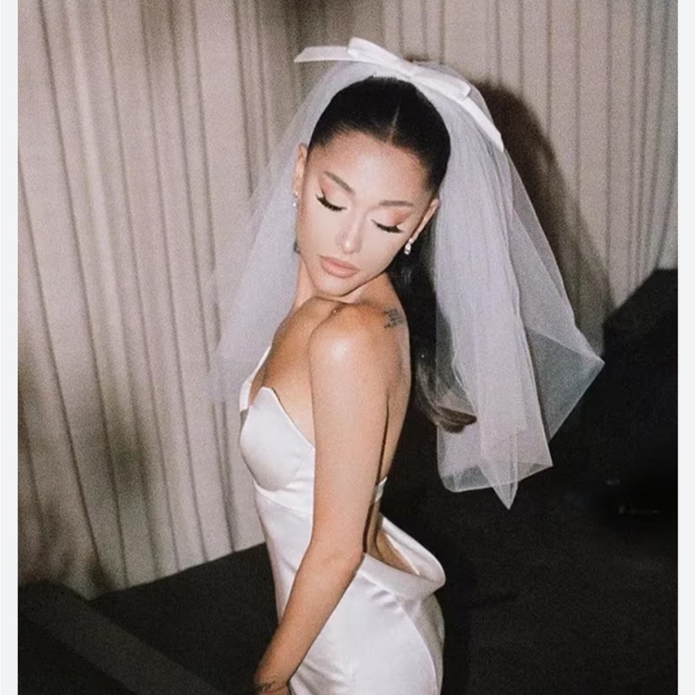 Ariana grande inspired mini Veil